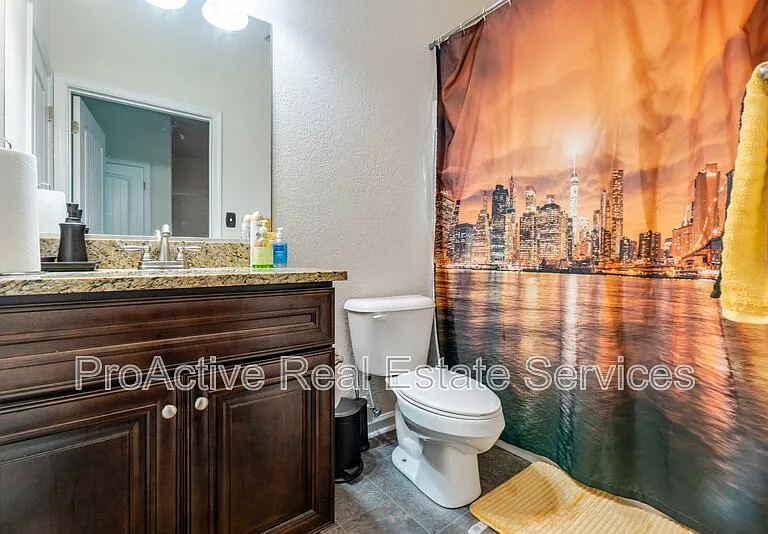 2104 Miller Ave — Photo 17