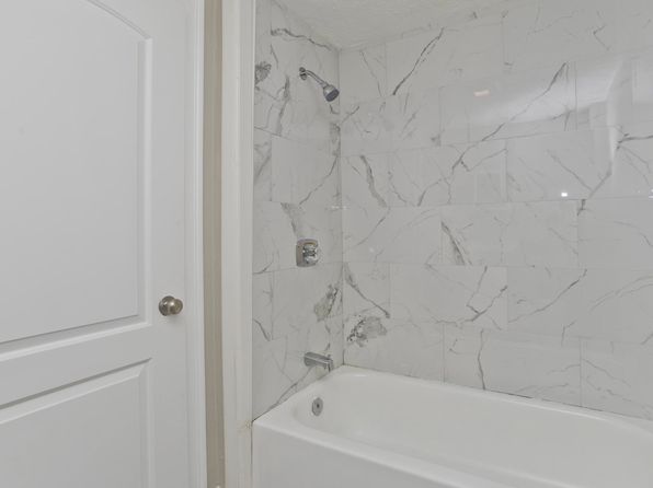 293 Eastern Ave Floor 1
