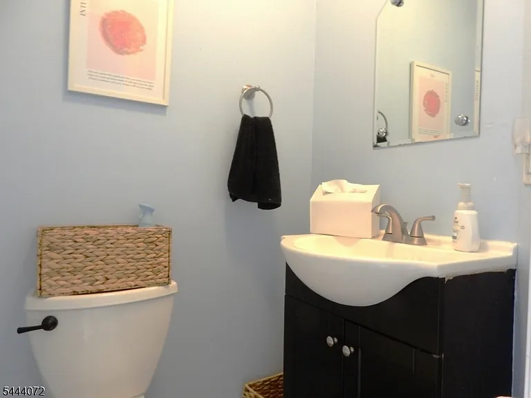 51 Edinborough Ct — Photo 7