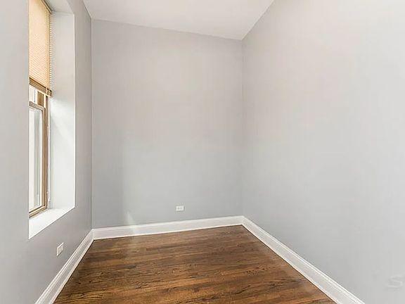 5th image of 1722 W Hastings St #3