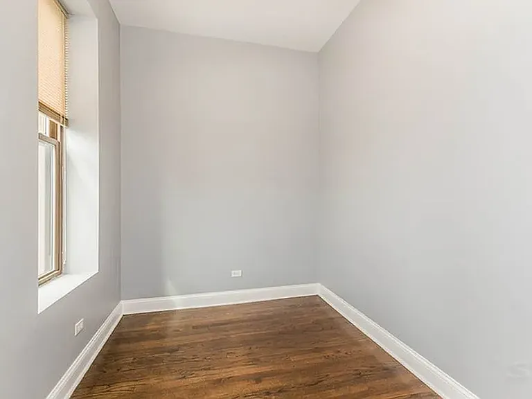 1722 W Hastings St #3 — Photo 5