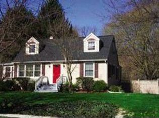 75 Norcross Cir, Hamilton, NJ 08619