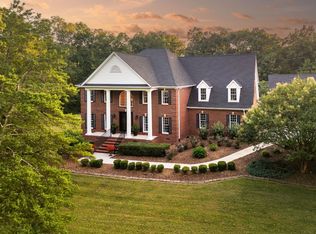 3079 Riley Creek Rd, Normandy, TN 37360