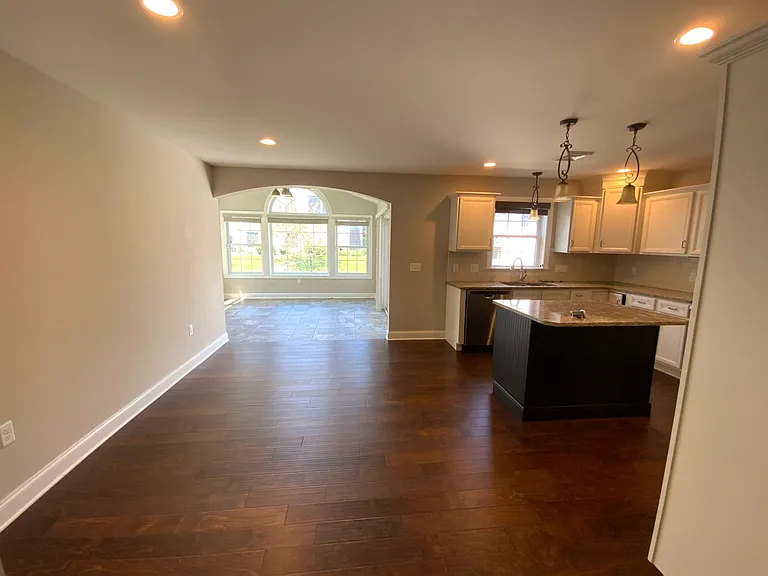 1365 Worthington Dr — Photo 5