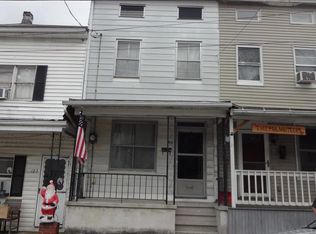 125 W Main St, Tremont, PA 17981