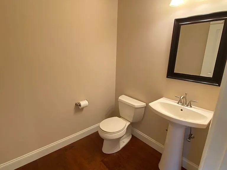 2171 Versailles Dr — Photo 6