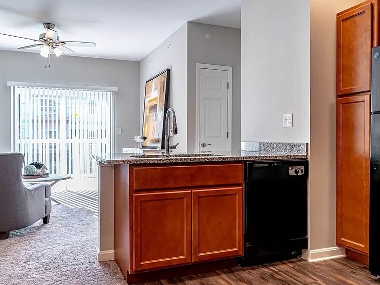Saddlebred Park Apartments — Photo 30