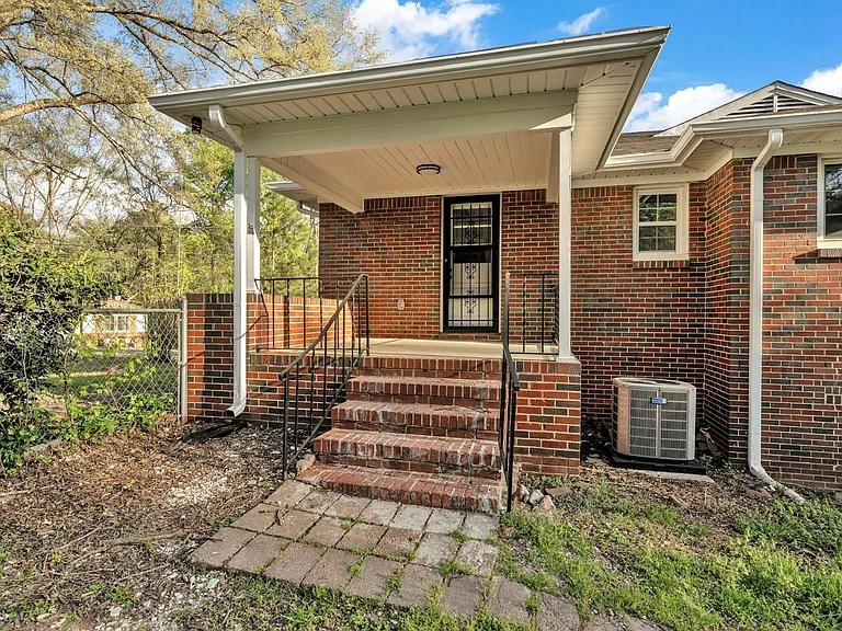 1112 Violet Dr — Photo 27