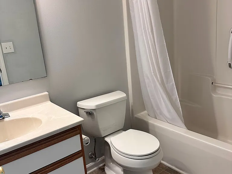 102 Hammett Grove Ln #102 — Photo 15