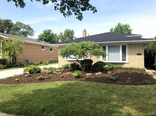 8124 Mayfield Ave, Burbank, IL