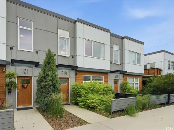 319 D AVENUE S, Saskatoon, SK S7M 1R2