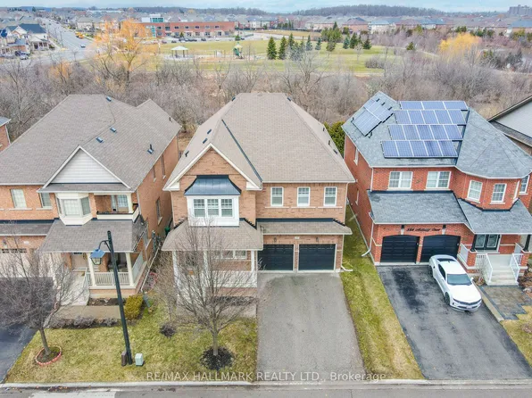 358 Malboeuf Ct, Milton, ON L9T 7Y3