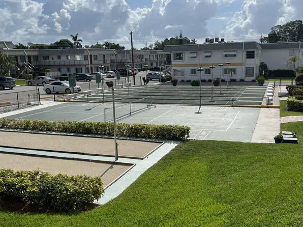 3280 Cynthia Lane Unit 203, Lake Worth Beach, FL 33461