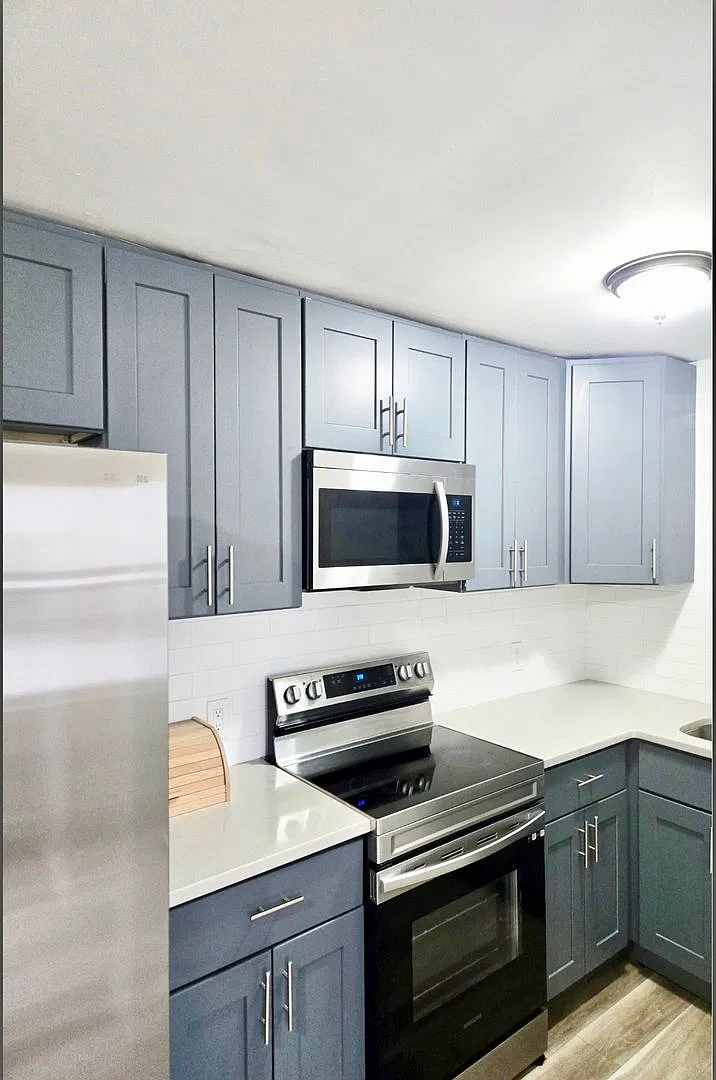 15 Joy Street — Photo 3