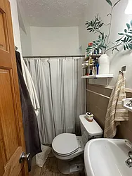 Rented by R New York