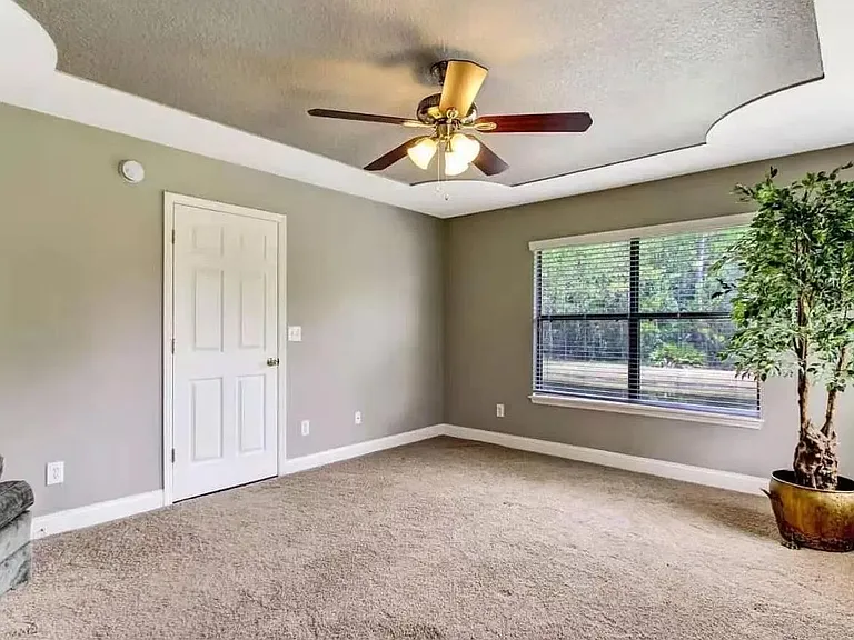 5413 Bristol Bay Ln N — Photo 10