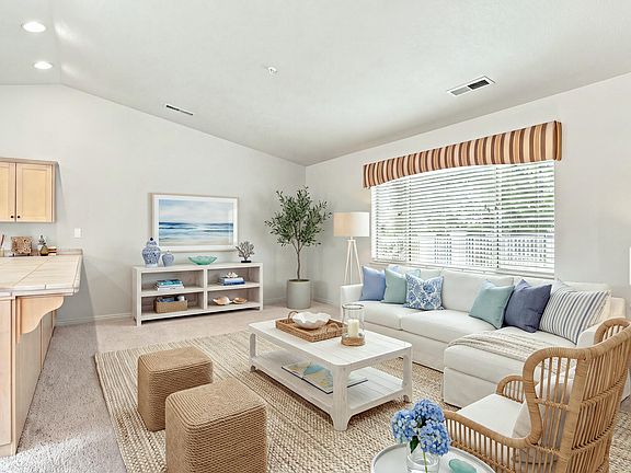 3rd image of 1845 W Canyon View Dr APT 1218