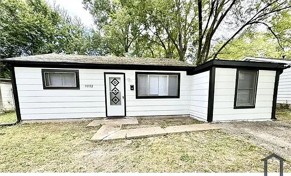 10132 Duke Dr — Photo 2