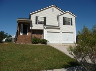 1175 Drawbridge Dr, Riverdale, GA 30296