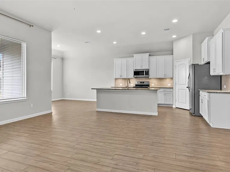 Living area overloooking the Kitchen