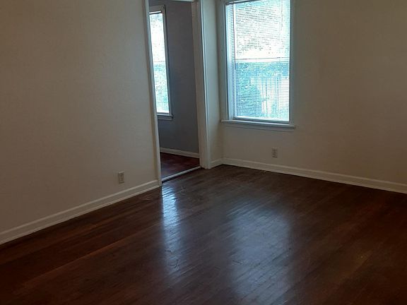 3rd image of 1325 Daytona Dr