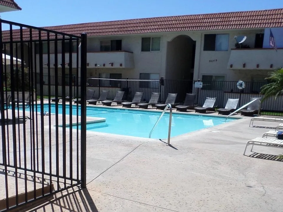 8641 Lake Murray Blvd #16