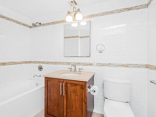 Rented by OOAKB&F INC | media 82