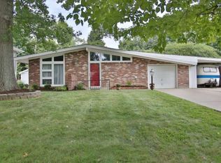 1905 Millgate Rd, Louisville, KY 40223