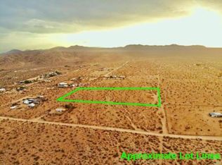 55600 Lilac Ln, Landers, CA 92285