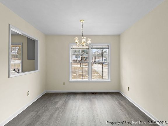 4th image of 518 Suffolk Ct