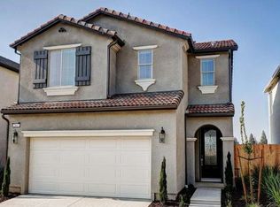 2807 N Leya Dr, Fresno, CA 93727