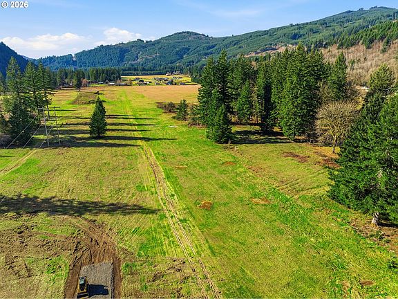 3rd image of 259 Windsock Rd #3