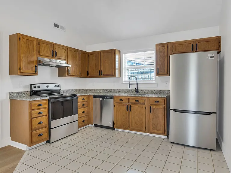 7202-7222 Melrose Pl #7204 — Photo 8