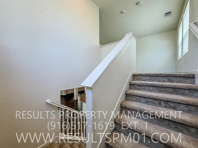 4329 Gentry Way — Photo 22