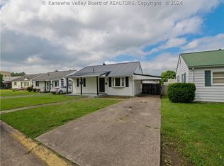 2212 Jefferson Ave, Saint Albans, WV 25177