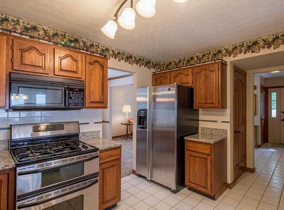 4th image of 2885 Bohlen Dr