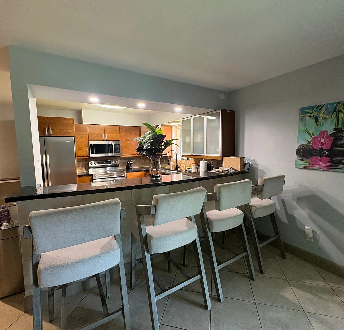 3 bed, 1921 sqft, $3,600 — Photo 2