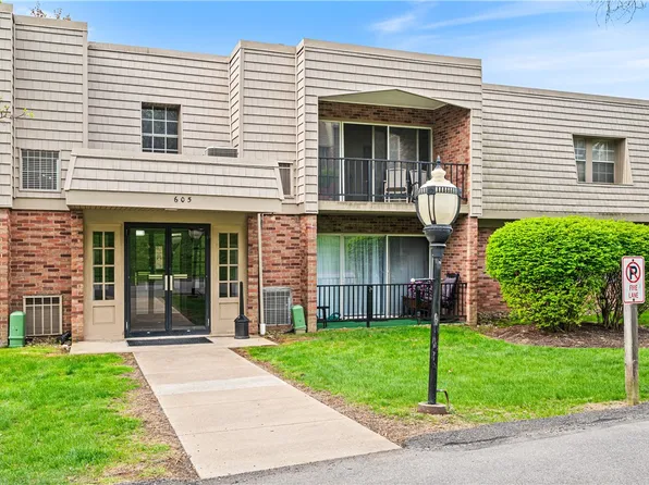 605 Calais Dr APT 101, Pittsburgh, PA 15237