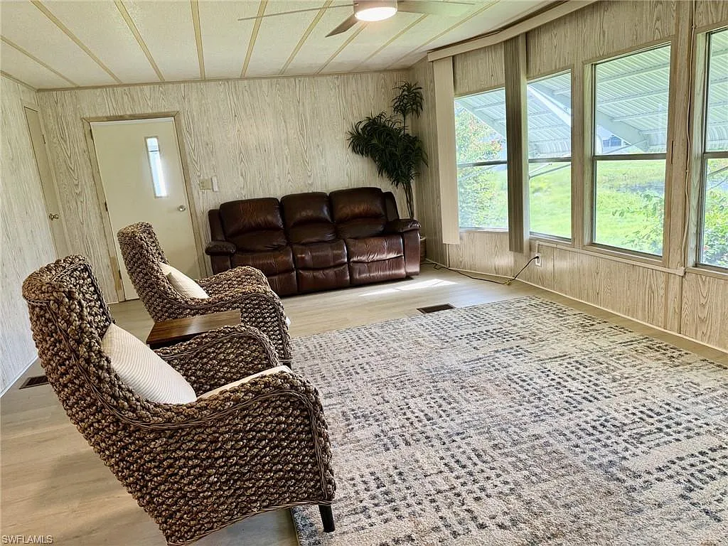 2 bed, 2.0 bath, 1504 sqft, $1,500 — Photo 4