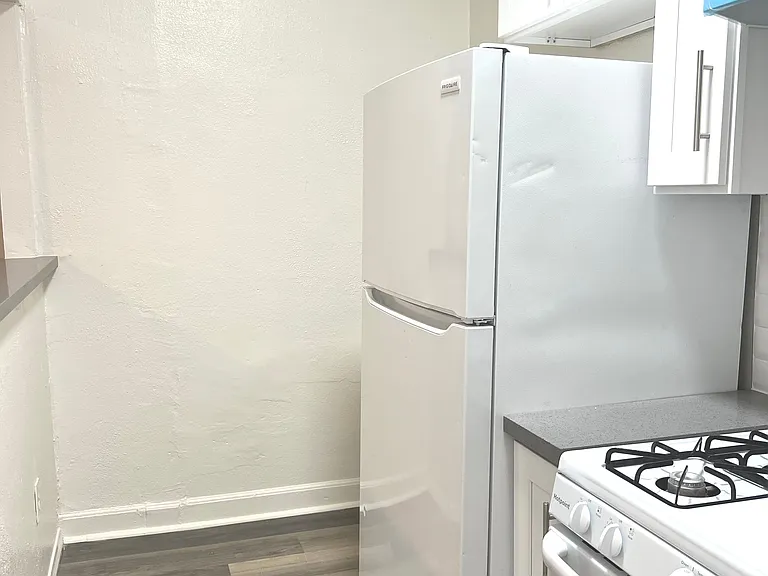 904 S Catalina St #4 — Photo 4