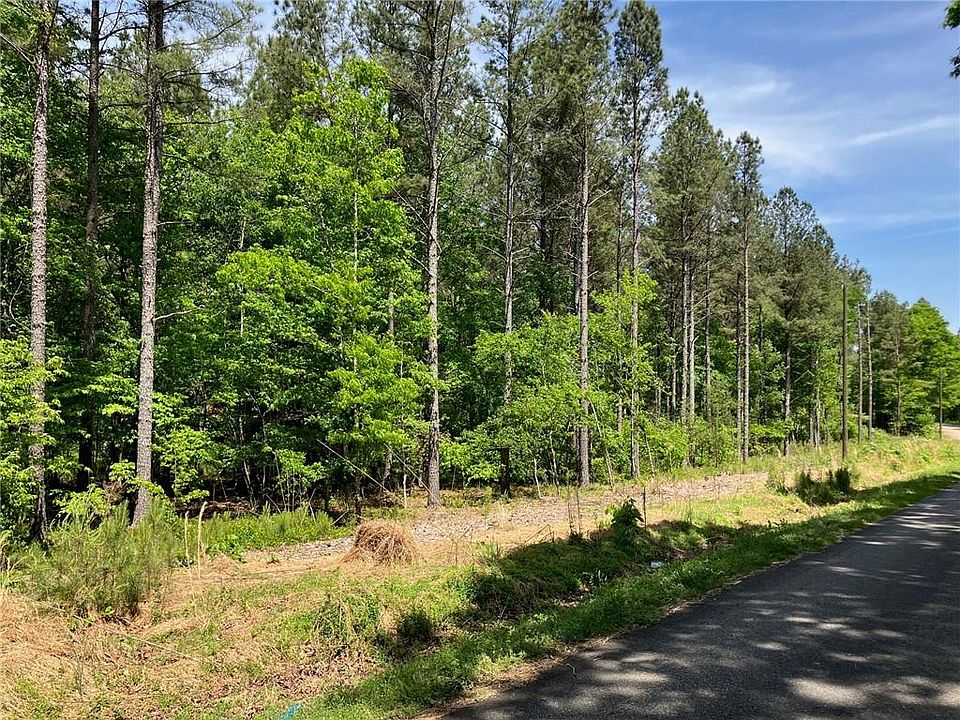 1st image of 325 Rock Fence Rd NW