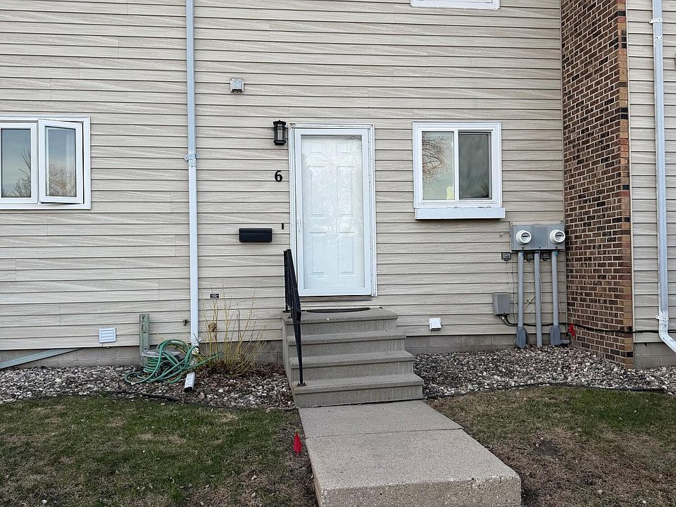 1st image of 1901 24th Ave S #6-S