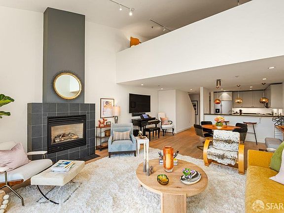 3rd image of 2412 Harrison St APT 204