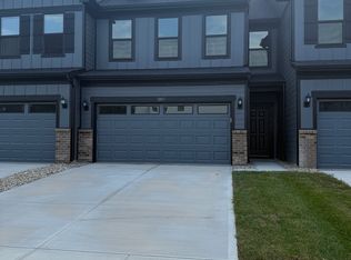 9763 Behner Dr, Fishers, IN