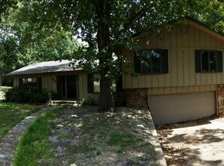 303 Huntington Pl, Harrison, AR 72601