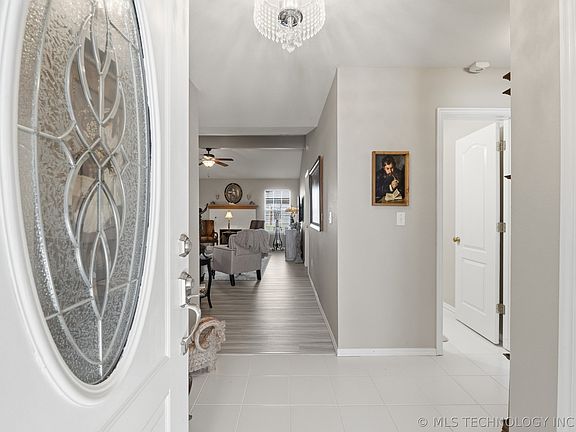 2nd image of 8055 Quail Ridge Rd