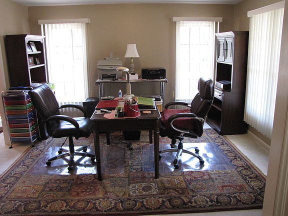 Front Living Room / Office