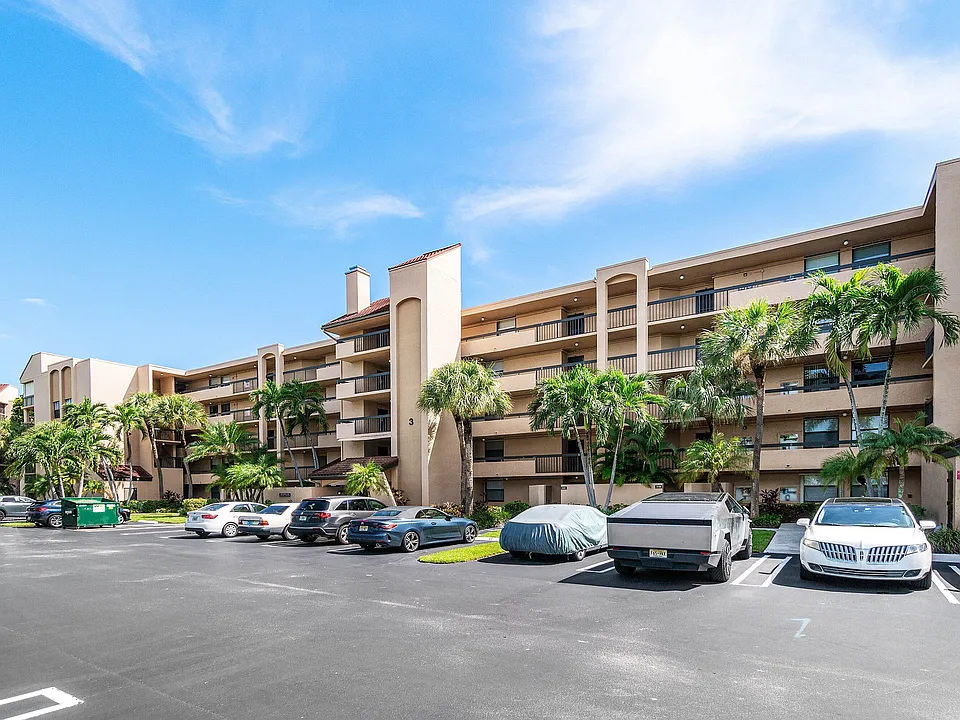 2455 Lindell Blvd #3411