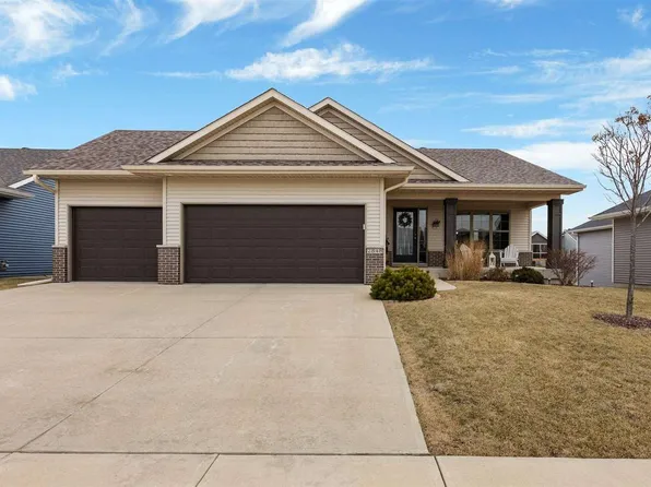2848 Wagon Wheel Dr, Iowa City, IA 52240