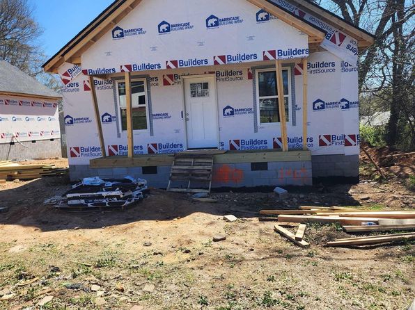 140 Broadus St, Greer, SC 29651